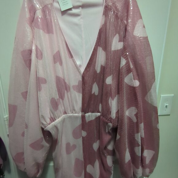 Split Pattern Heart Dress - Picture 8 of 8